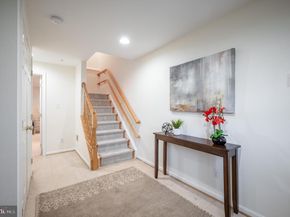 122 Sanborn Place, Alexandria VA 22305
