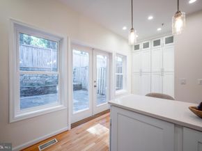122 Sanborn Place, Alexandria VA 22305