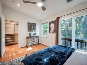 122 Sanborn Place, Alexandria VA 22305