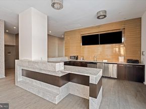 460 New York Ave NW 304, Washington DC 20001