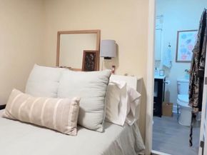 142 N 2nd Street 1B, Philadelphia PA 19106