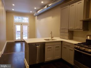 142 N 2nd Street 1B, Philadelphia PA 19106