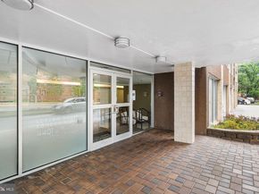 4401 Cherry Hill Road 59, Arlington VA 22207