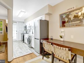 5 Russell Road A, Alexandria VA 22301