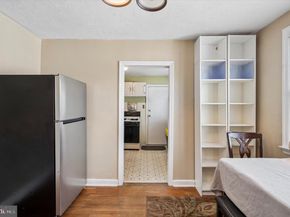 921 Spruce Street, Collingdale PA 19023