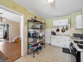 921 Spruce Street, Collingdale PA 19023