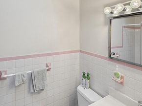 562 Larkspur Street, Philadelphia PA 19116