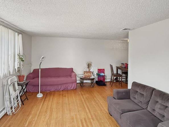 562 Larkspur Street, Philadelphia PA 19116