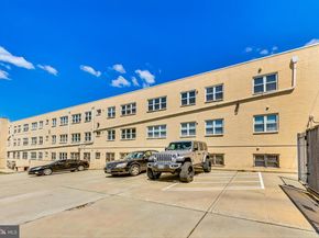 5045 Call Place SE 102, Washington DC 20019