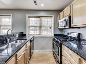 5045 Call Place SE 102, Washington DC 20019