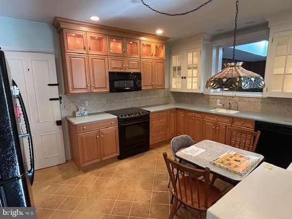 231 Madison Avenue, Fort Washington PA 19034