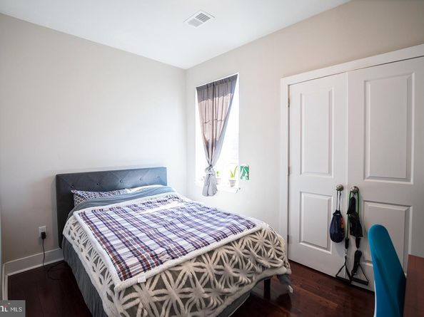 46 S 44TH Street, Philadelphia PA 19104