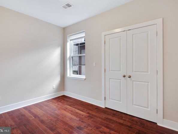46 S 44TH Street, Philadelphia PA 19104