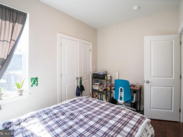 46 S 44TH Street, Philadelphia PA 19104