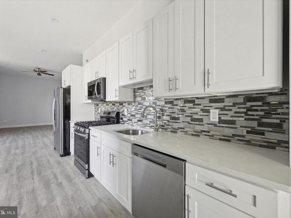 1939 W Diamond Street, Philadelphia PA 19121