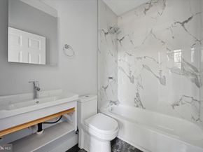1939 W Diamond Street, Philadelphia PA 19121