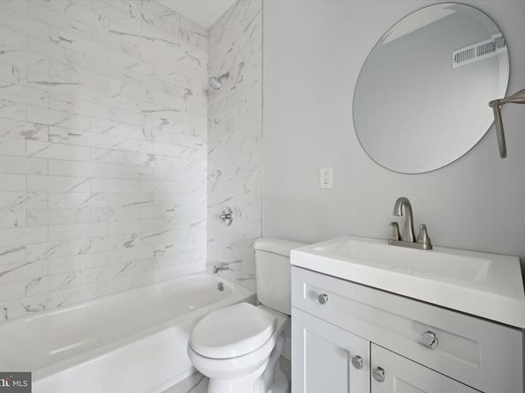 1939 W Diamond Street, Philadelphia PA 19121