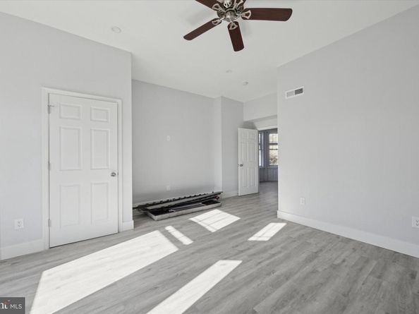 1939 W Diamond Street, Philadelphia PA 19121