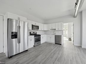 1939 W Diamond Street, Philadelphia PA 19121