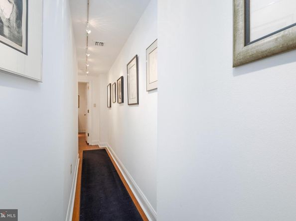 1901 Walnut Street 15B, Philadelphia PA 19103