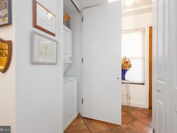 1901 Walnut Street 15B, Philadelphia PA 19103