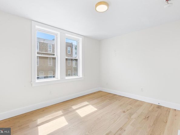 2441 E Firth Street, Philadelphia PA 19125