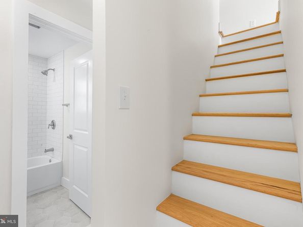 2441 E Firth Street, Philadelphia PA 19125