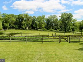 1221 Creek Road, Furlong PA 18925