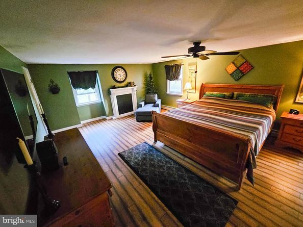 1221 Creek Road, Furlong PA 18925