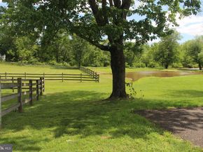 1221 Creek Road, Furlong PA 18925