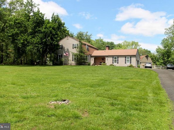 1221 Creek Road, Furlong PA 18925