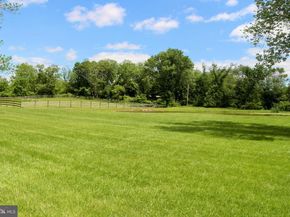 1221 Creek Road, Furlong PA 18925