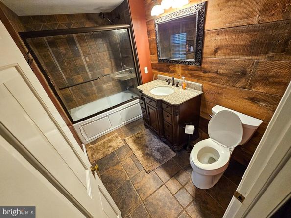 1221 Creek Road, Furlong PA 18925