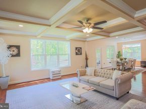 7313 Byrneley Lane, Annandale VA 22003