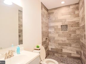 7313 Byrneley Lane, Annandale VA 22003