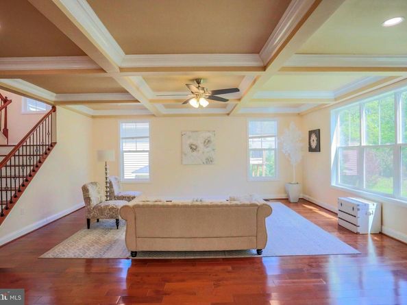 7313 Byrneley Lane, Annandale VA 22003