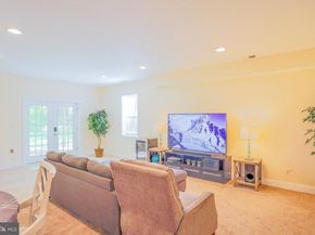 7313 Byrneley Lane, Annandale VA 22003