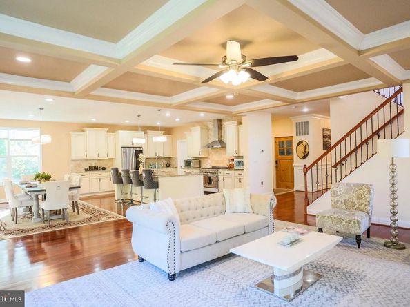 7313 Byrneley Lane, Annandale VA 22003