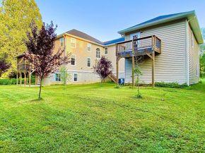 7313 Byrneley Lane, Annandale VA 22003