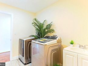 7313 Byrneley Lane, Annandale VA 22003