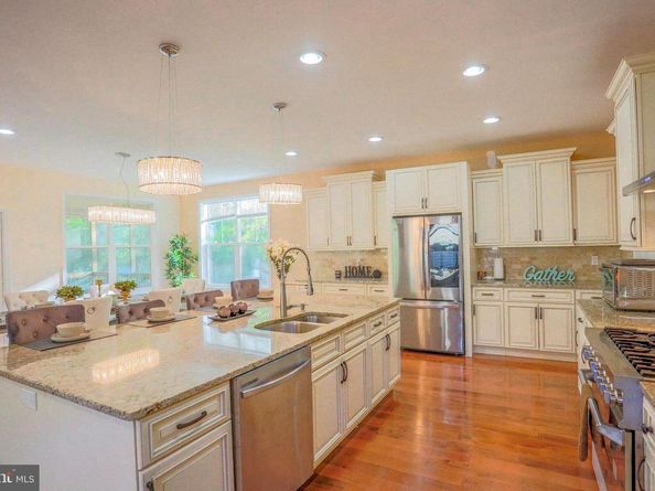 7313 Byrneley Lane, Annandale VA 22003