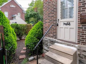 1052 Allengrove Street, Philadelphia PA 19124