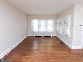 1052 Allengrove Street, Philadelphia PA 19124