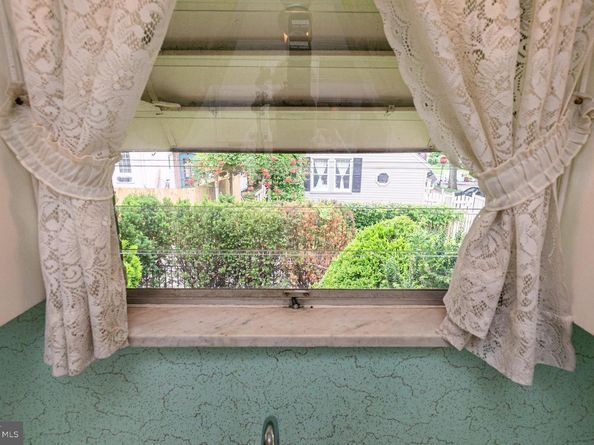 1052 Allengrove Street, Philadelphia PA 19124