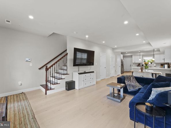 4008 9TH Street SE, Washington DC 20032