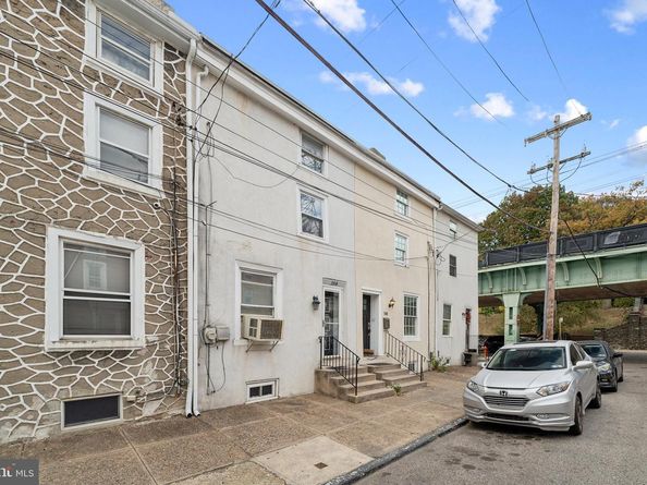 108 Roxborough Avenue, Philadelphia PA 19127