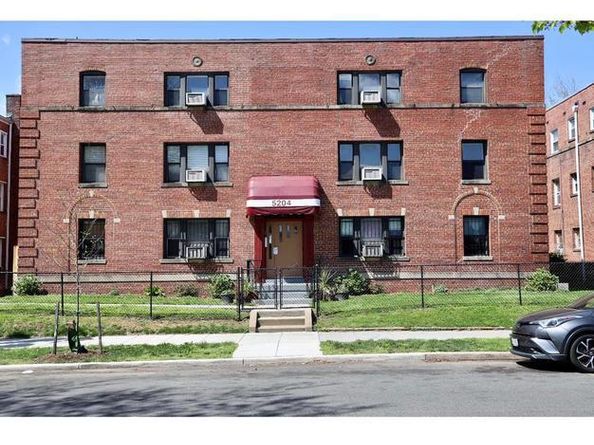 5204 3rd Street NW 3, Washington DC 20011