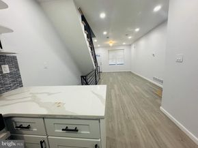 631 Cross Street, Philadelphia PA 19147