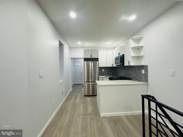631 Cross Street, Philadelphia PA 19147