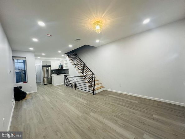 631 Cross Street, Philadelphia PA 19147